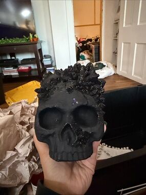 Black Crystal Skull Decorative Sculpture